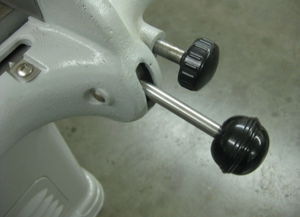 DELTA UNISAW JET-LOCK FENCE SHAFT AND POLISHED 6061 BILLET SATURN KNOB